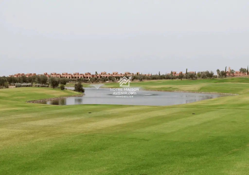 Villa meublée à louer sur résidence golfique