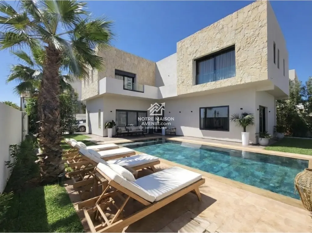 Villa meublée au Golf Amelkis à louer